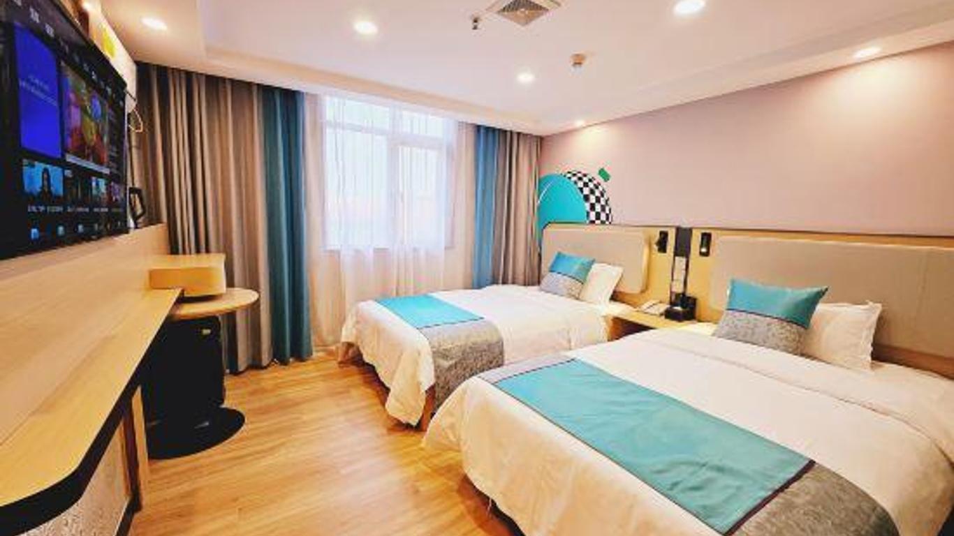 Yunhong Hotel (Guangzhou Railway Station Tianfu Shoes City)