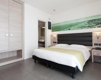 Hotel Adlon - Jesolo - Bedroom