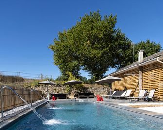 Les Deux Abbesses en Vert - Mareuil - Piscine