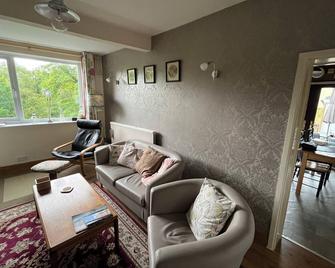 Severn Up - Newtown - Sala de estar
