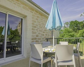 House 5 People - Troyes - Balcony