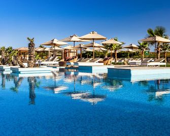 Tui Blue Palm Beach Palace - Midoun - Piscina