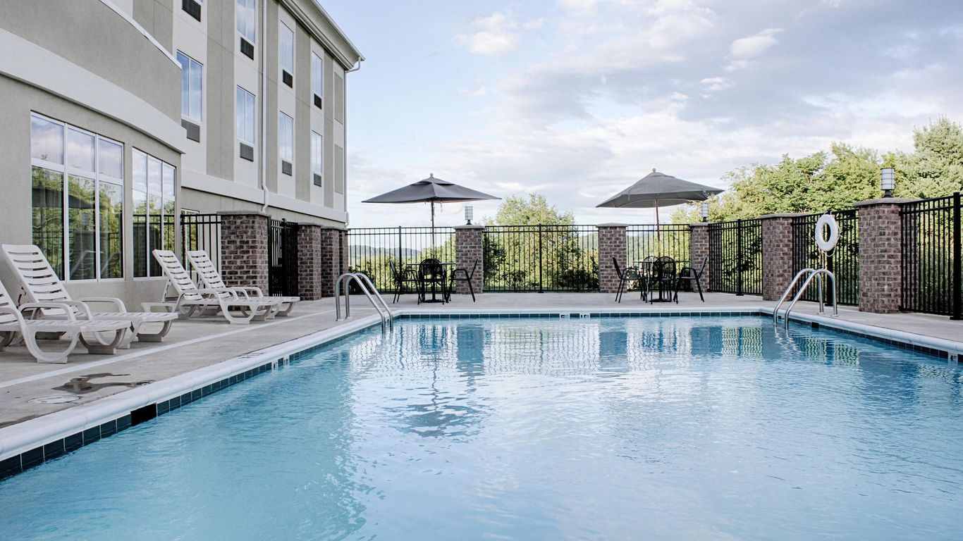 Holiday Inn Express & Suites Lebanon By IHG