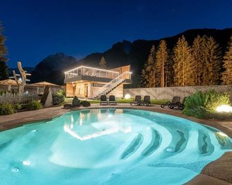 Croce Bianca Leisure & Spa Hotel - Canazei - Pool
