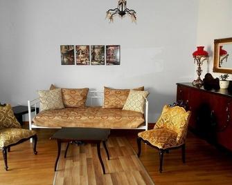 Florian Flat Complex - Préveza - Living room