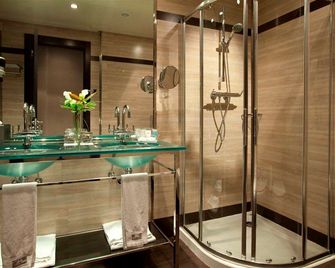 Hotel Maydrit Airport - Madrid - Baño