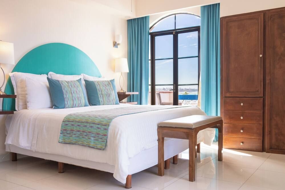 The Westmarine Waterfront Hotel - לה פס - חדר שינה