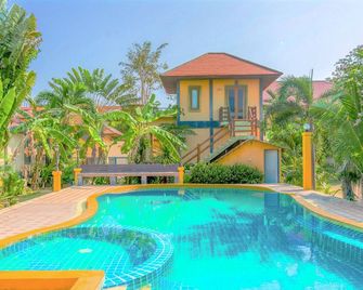 Baan Bali Beach Resort Pranburi - Pran Buri - Piscina