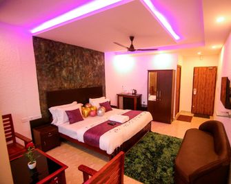 Bright Meadow Dam View Resort - Munnar - Bedroom