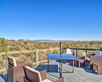 The Roadrunner - Silver City Oasis with Views! - 銀城 - 陽台