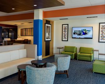 Holiday Inn Express & Suites Mckinney - Frisco East By IHG - McKinney - Lounge