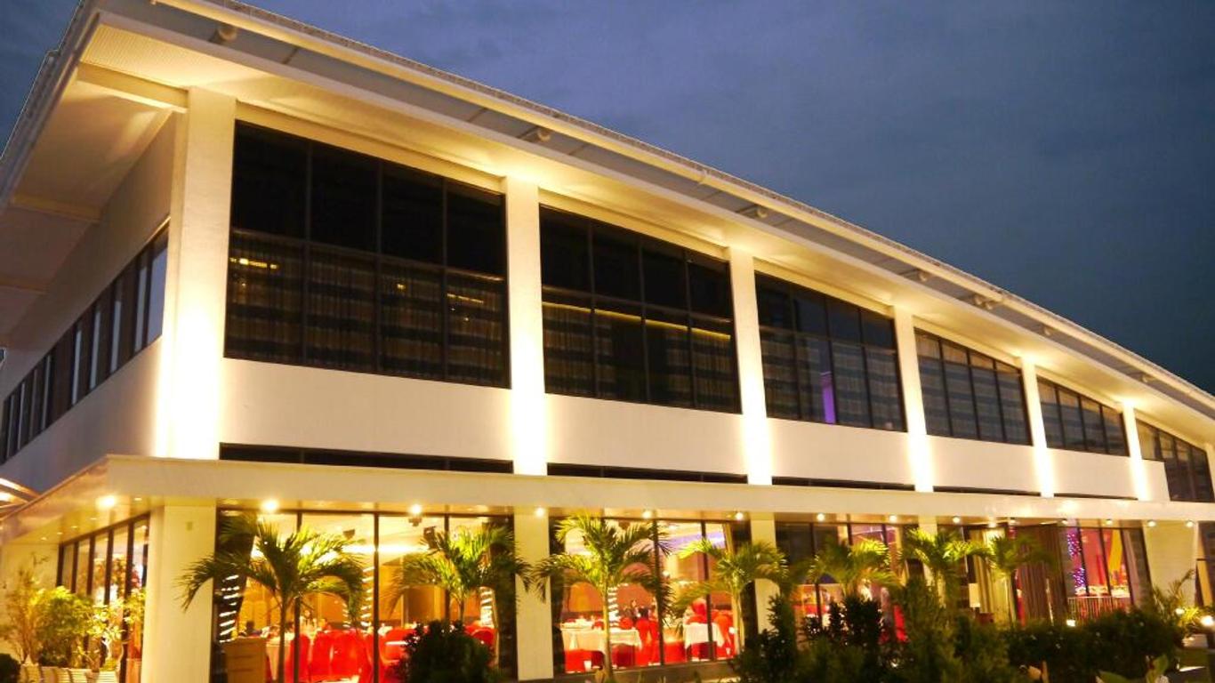 Look Royal Resort
