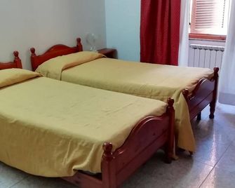 Hotel 4 Mori - Cagliari - Habitación