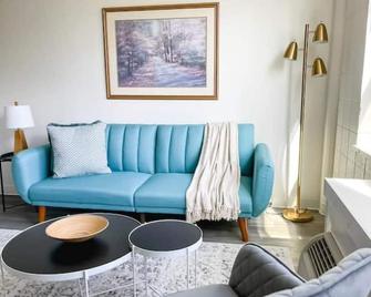 Sleepover: Pristine 1bd/1ba + Gym - Cincinnati - Cincinnati - Sala
