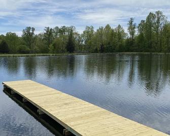 Relax with your whole family at Eagle’s Landing at Piney Branch - Lawrenceburg