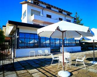 B&B Loreblick - Loreto Aprutino - Patio