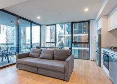 Brisbane One Apartments By Serain Residences - Brisbane - Wohnzimmer