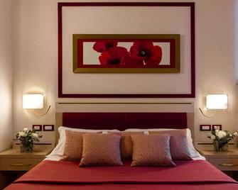 Kora Park Resort - Formia - Schlafzimmer