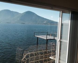 Lake Marina Inn - Clearlake Oaks - Balcony