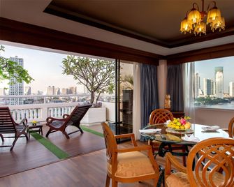 Ramada Plaza by Wyndham Bangkok Menam Riverside - Bangkok