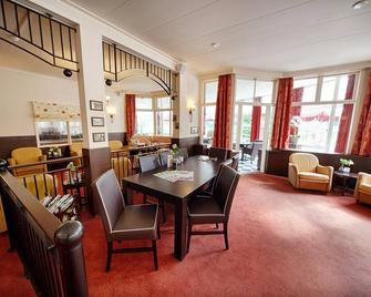 Fletcher Hotel Restaurant Veldenbos - Nunspeet - Sala de estar