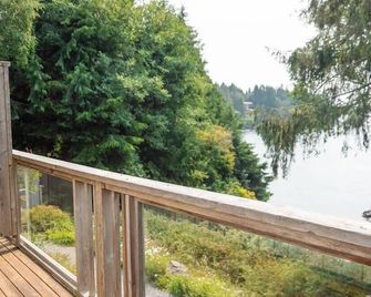 Tofino Oceanfront Hotel Suite 2 - Tofino - Varanda