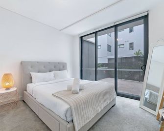 Kozyguru Waitara 2 Bed Apt Train Station - Hornsby - Habitación