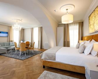 Heritage hotel Santa Lucia - Split - Bedroom