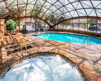 Baymont by Wyndham Durango - Durango - Pool