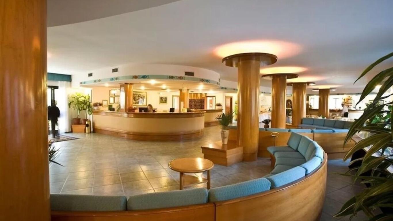 Horse Country Resort Congress & Spa - Hotel Ribot