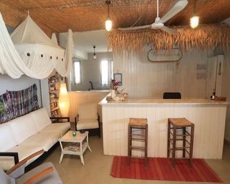 Nemo Studios - Polychrono - Recepção