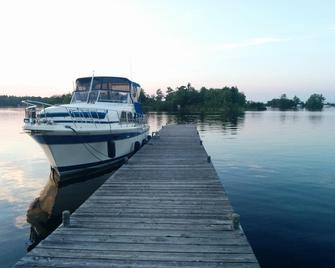 All Tucked Inn - Port Severn