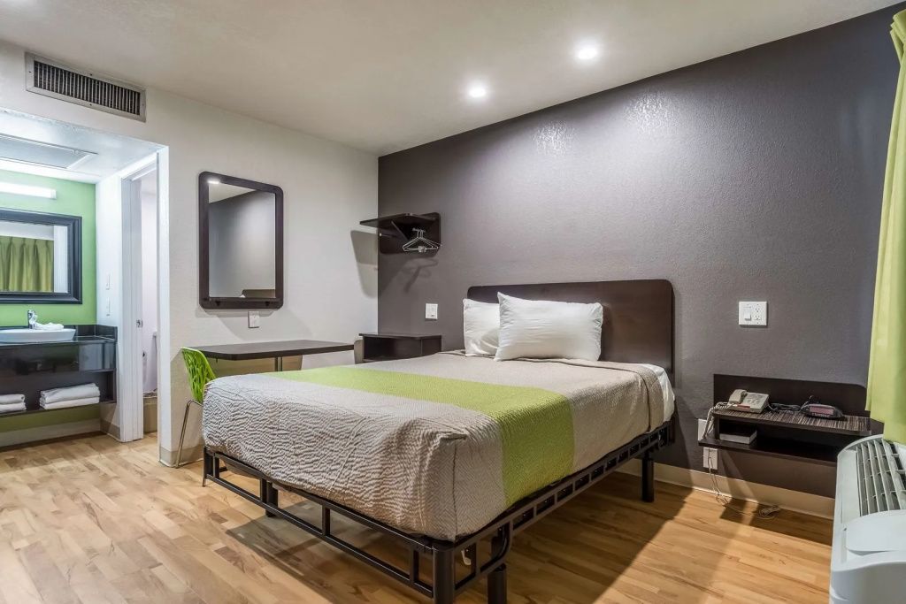 Studio 6 Buttonwillow. Ca - Buttonwillow
