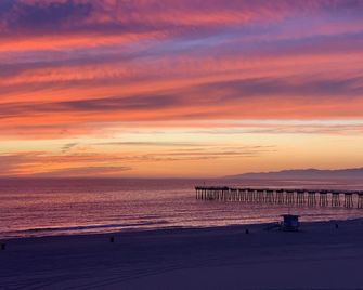 The Vurpillat - Hermosa Beach - Beach