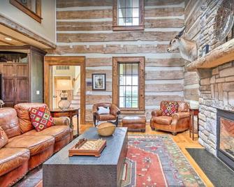 1840 Historic Antebellum Estate in the heart of the Bluegrass - Paris - Sala de estar