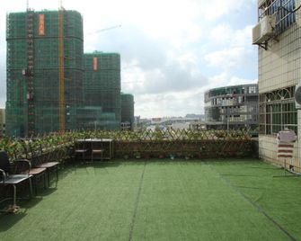 Haikou Hot Tide Youth Hostel - Haikou - Bedroom