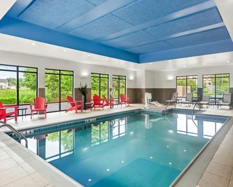 Hampton Inn-DeKalb (Near the University) - DeKalb - Bazén