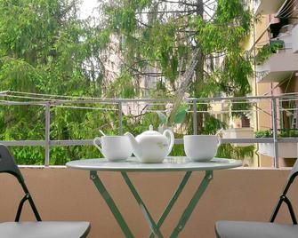 Queen Home Bianca - Bolonha - Varanda