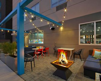 Tru by Hilton Waco South - Waco - Restaurant