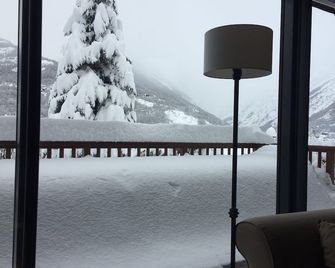 Chalet with nice mountain views - Vallouise-Pelvoux - Balcony