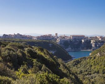 Hôtel Cala di Greco - Bonifacio - Außenansicht
