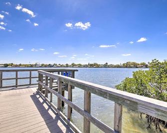 Indian Rocks Beach Oasis - 2 Blocks to Beach! - Clearwater Beach - Balkon