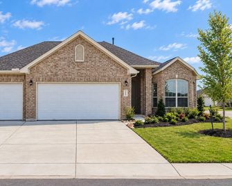 Arbor Suite | Cypress Grove - Cypress - Budova