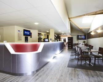 Kyriad Marseille Est - Aubagne Gemenos - Gémenos - Hall d’entrée