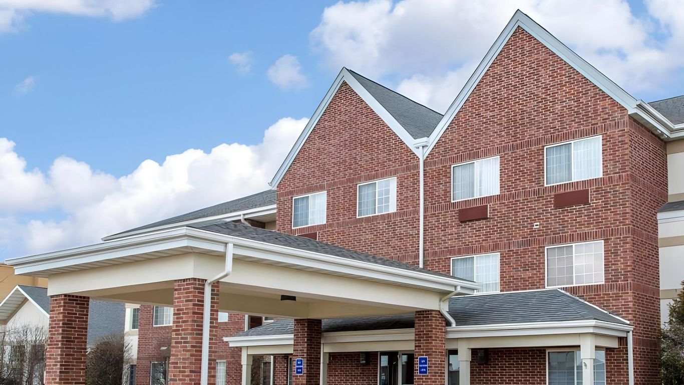 MainStay Suites Cedar Rapids North - Marion