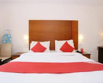 Super Townhouse Dona Castle - Kollam - Bedroom