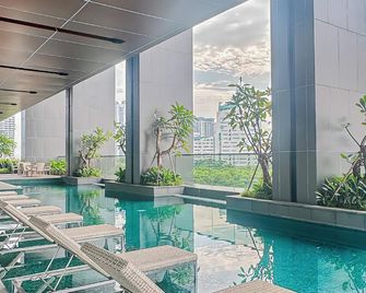 Premium Luxury Menara Jakarta Residence - ג'קרטה - בריכה