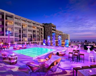 Hard Rock Hotel Los Cabos - Cabo San Lucas - Patio