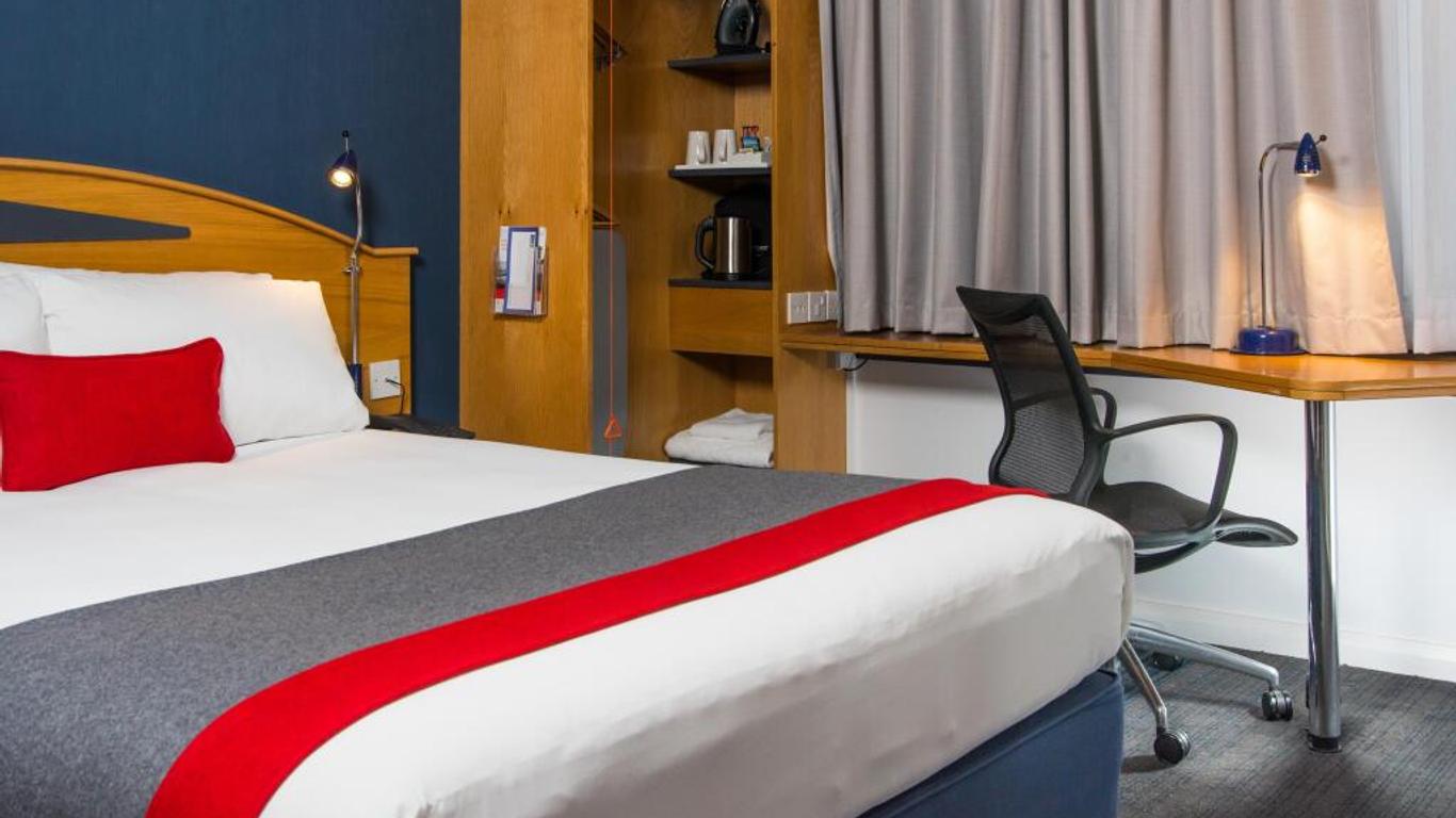 Holiday Inn Express East Midlands Airport