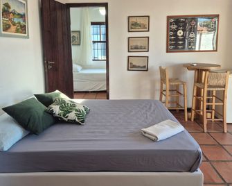Hostel Quintal Guest - Guarujá - Ubatuba